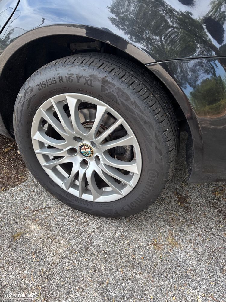 Alfa Romeo 159 2.0 JTDm Distinctive - 23