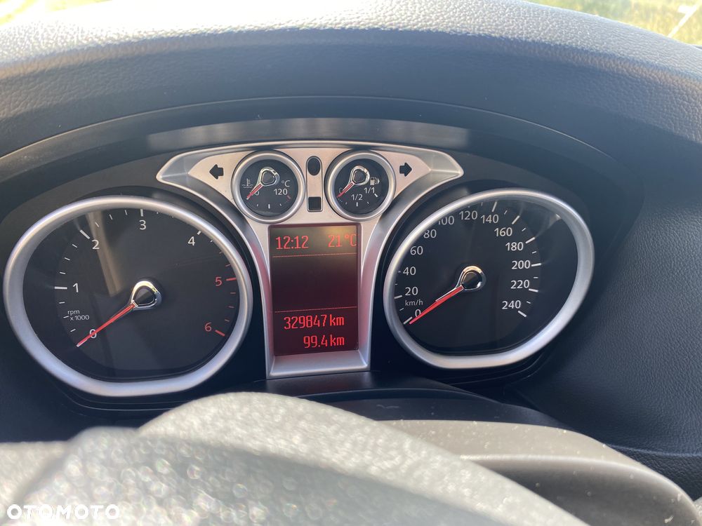 Ford Focus - 18