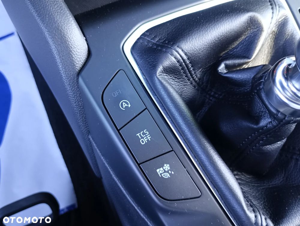 Ford Focus 1.5 EcoBlue Start-Stopp-System TITANIUM STYLE - 30