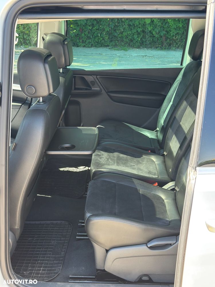 Volkswagen Sharan 2.0 TDI DSG BlueMotion Technology Highline - 15