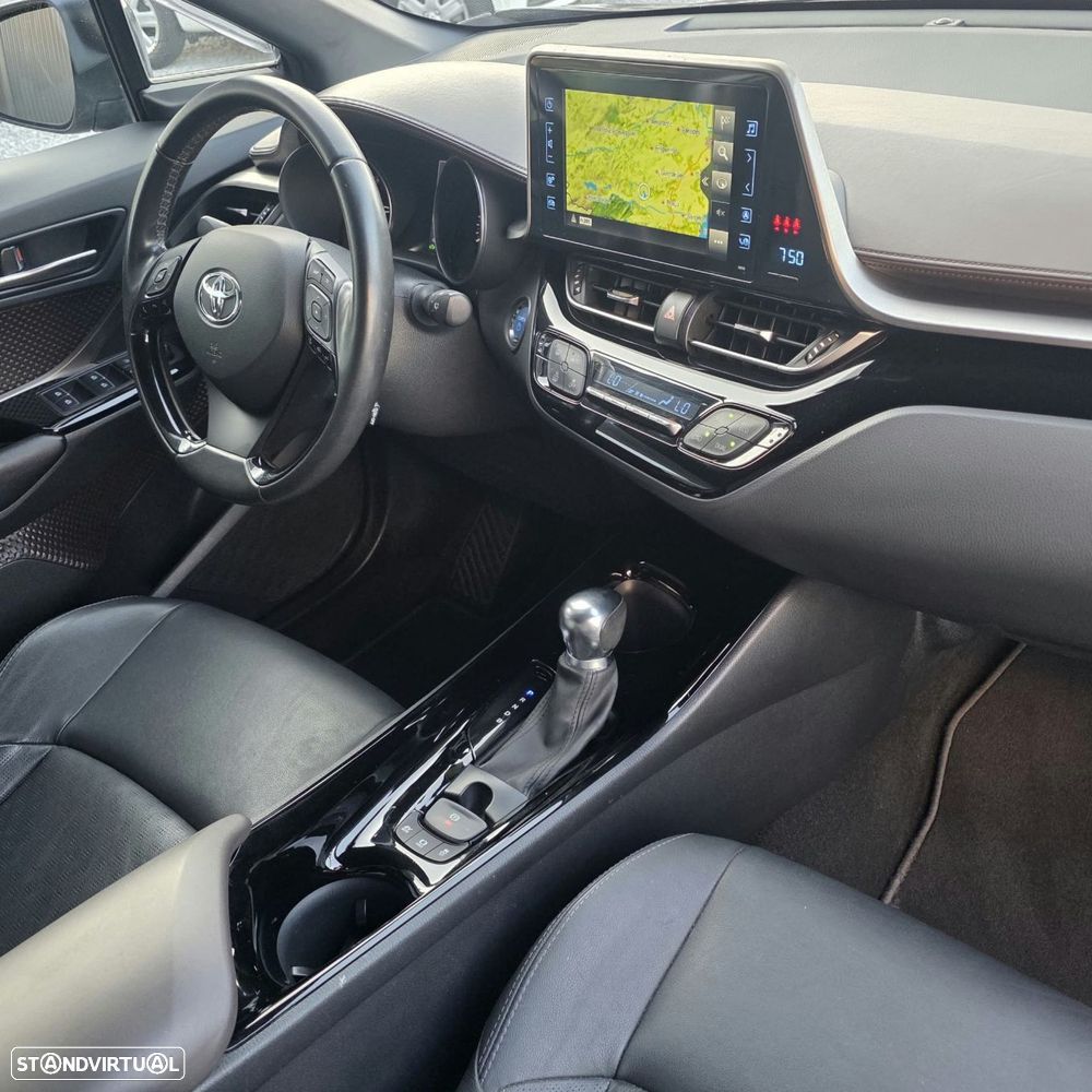 Toyota C-HR 1.8 Hybrid Exclusive+P.Luxury - 31