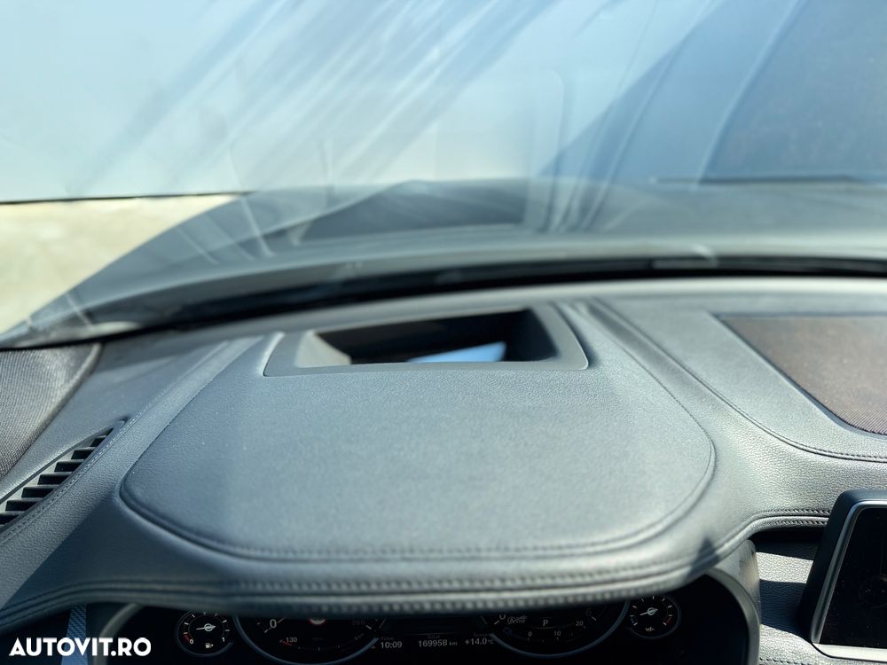 BMW X6 - 24