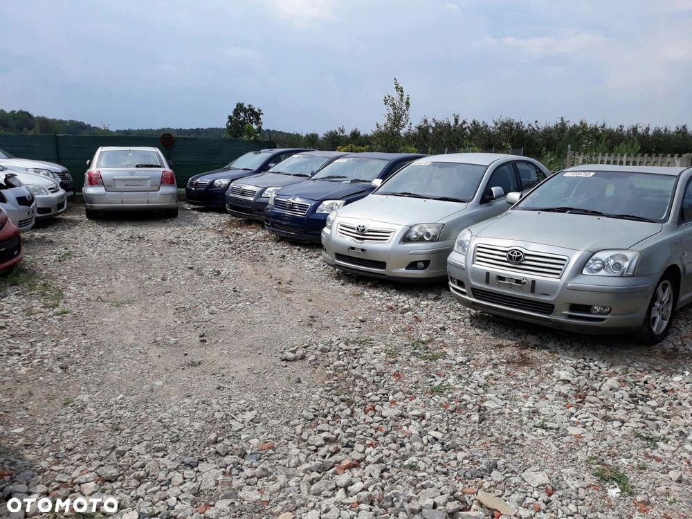 TOYOTA Avensis T25 03-08r fotel lewy przód kierowcy siedzisko oparcie - 5