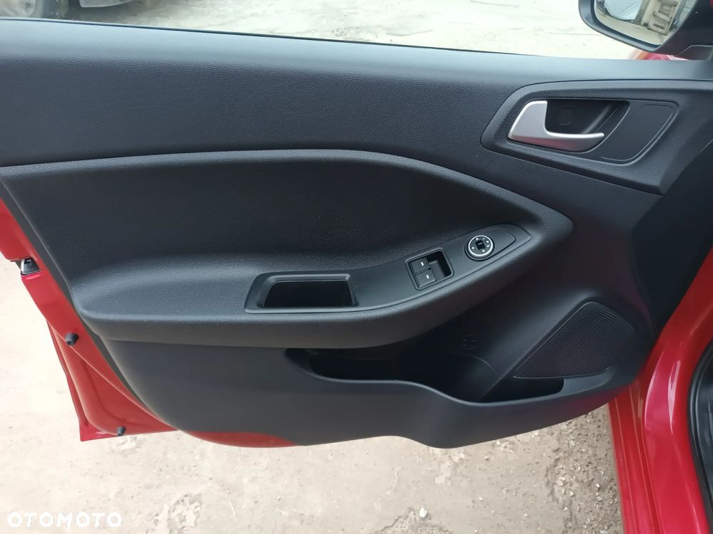 Hyundai i20 1.2 GO - 10