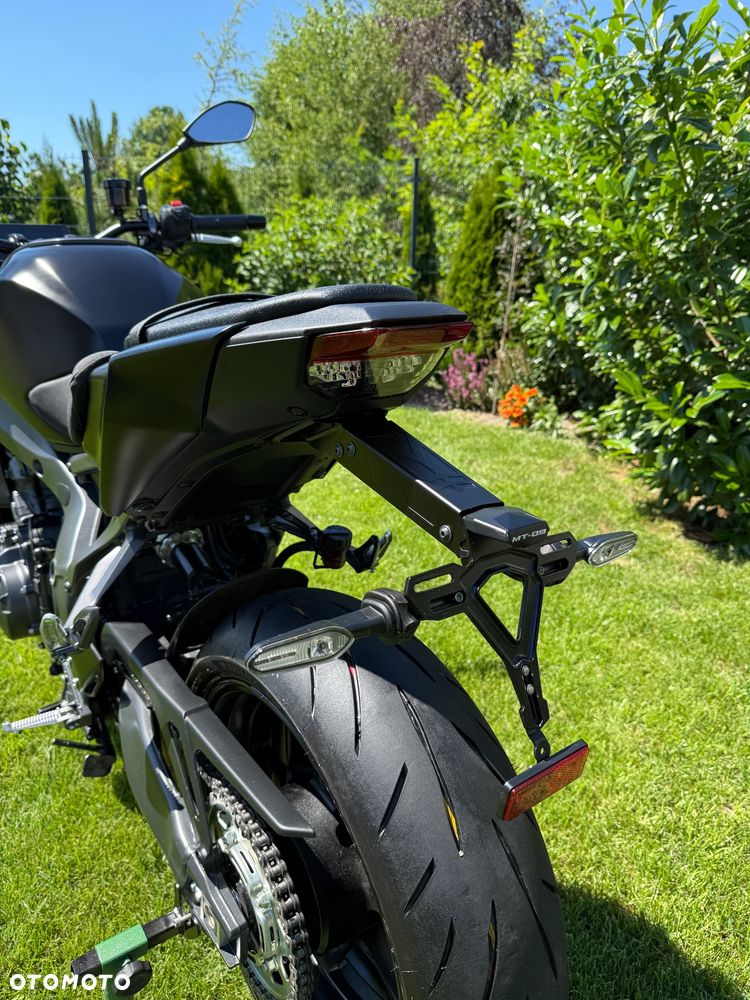 Yamaha MT - 19