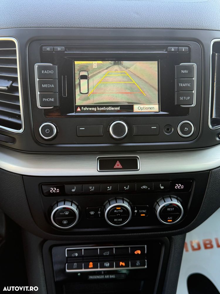 Volkswagen Sharan 2.0 TDI DSG BlueMotion Technology Highline - 10