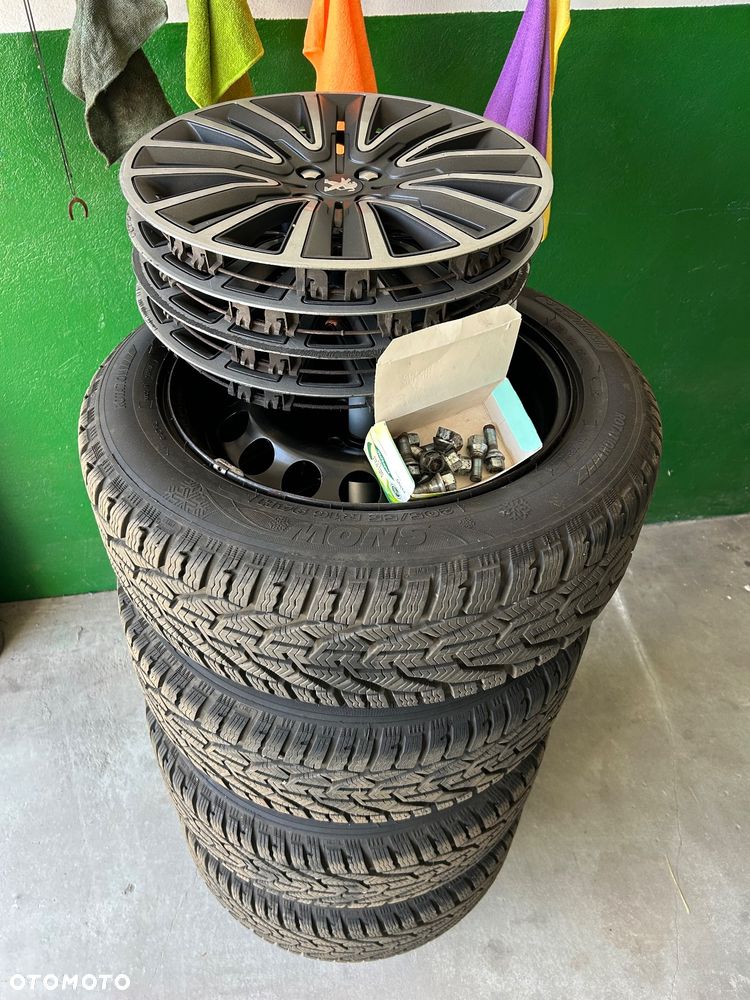 Peugeot 2008 1.6 e-HDi Allure S&S - 19