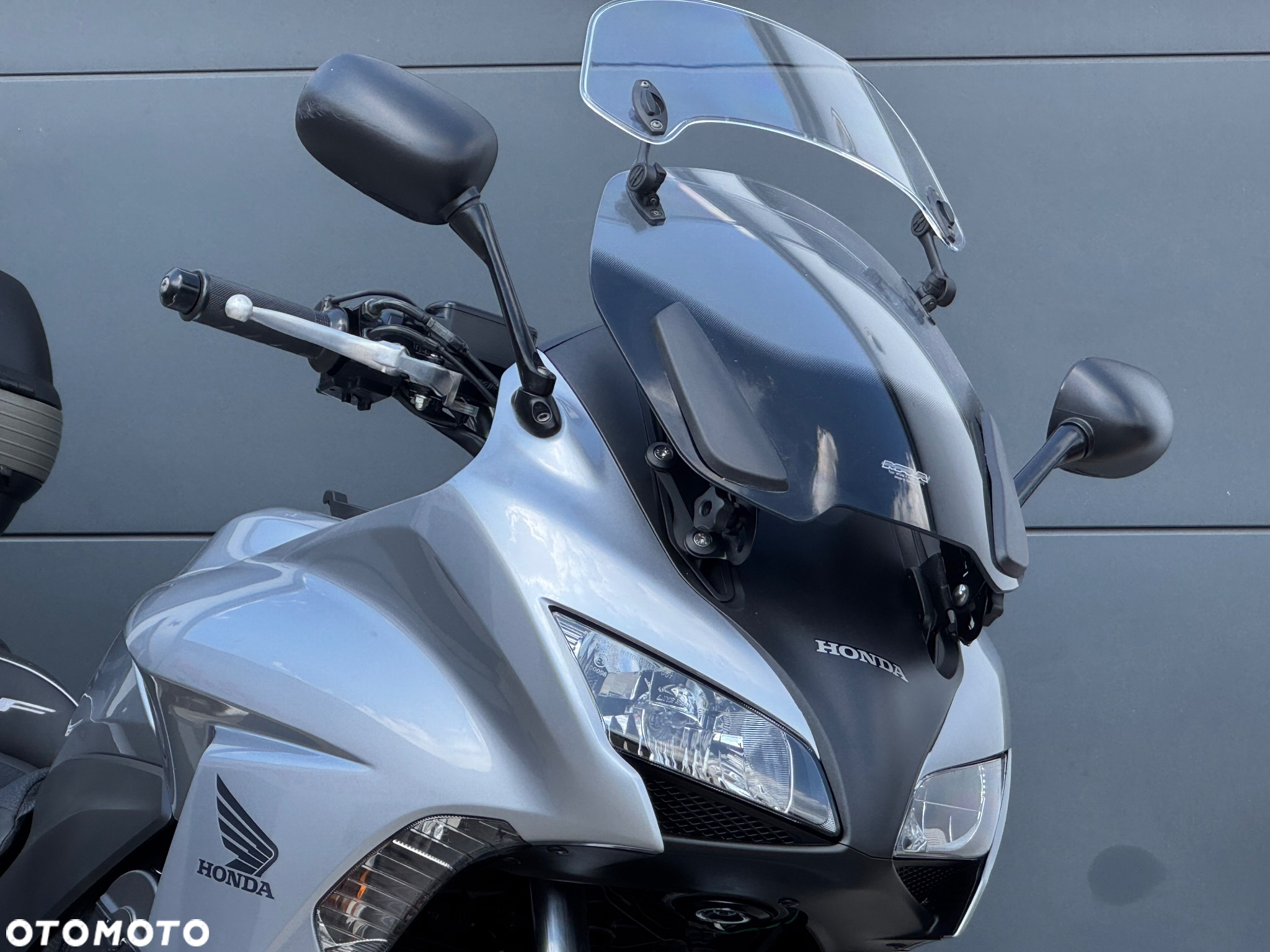 Honda CBF - 3