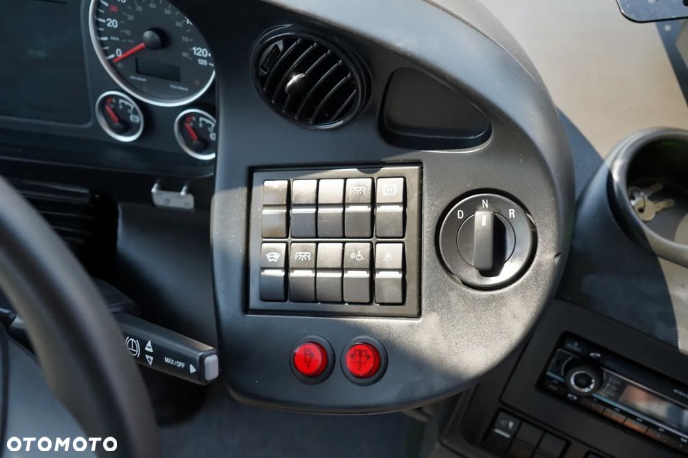 MAN INTERCITY / EURO6 / PRZEBIEG 63000 KM / SPROWADZONY / AUTOMAT / - 26