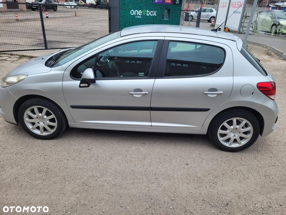 Peugeot 207 1.4 Trendy - 8