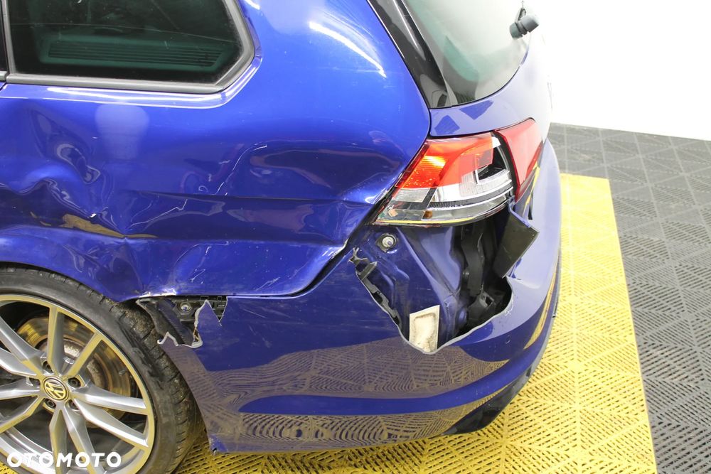 Volkswagen Golf R 4Motion BlueMotion Technology DSG - 22