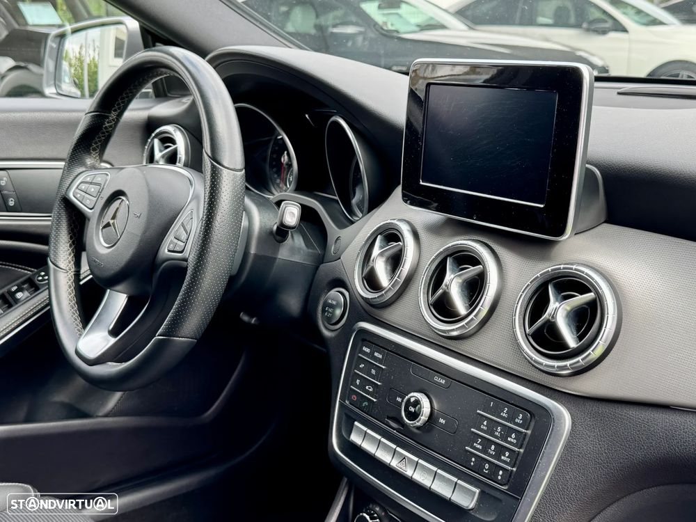 Mercedes-Benz CLA 180 d Shooting Brake Urban Aut. - 15
