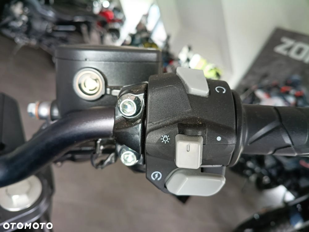 Zontes 125 G1 Spoke - 7