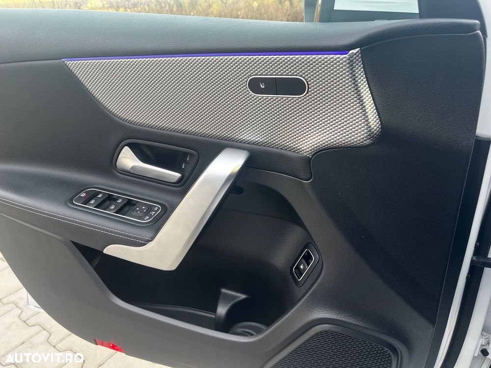 Mercedes-Benz A 250 e Sedan Aut. - 20