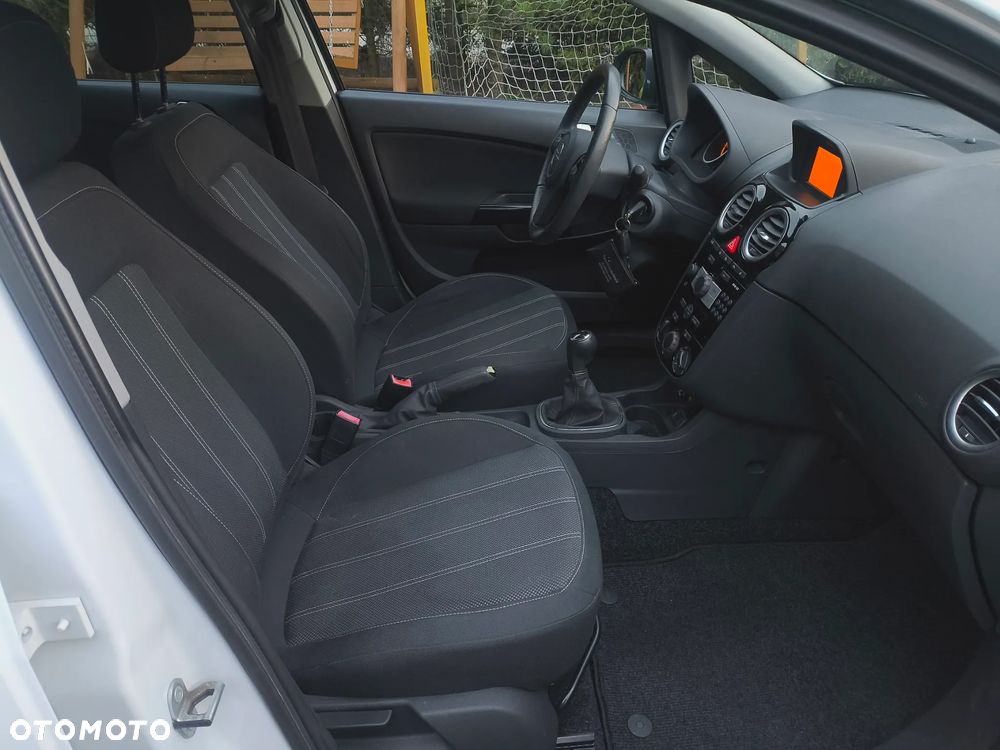 Opel Corsa 1.4 16V Color Edition - 24