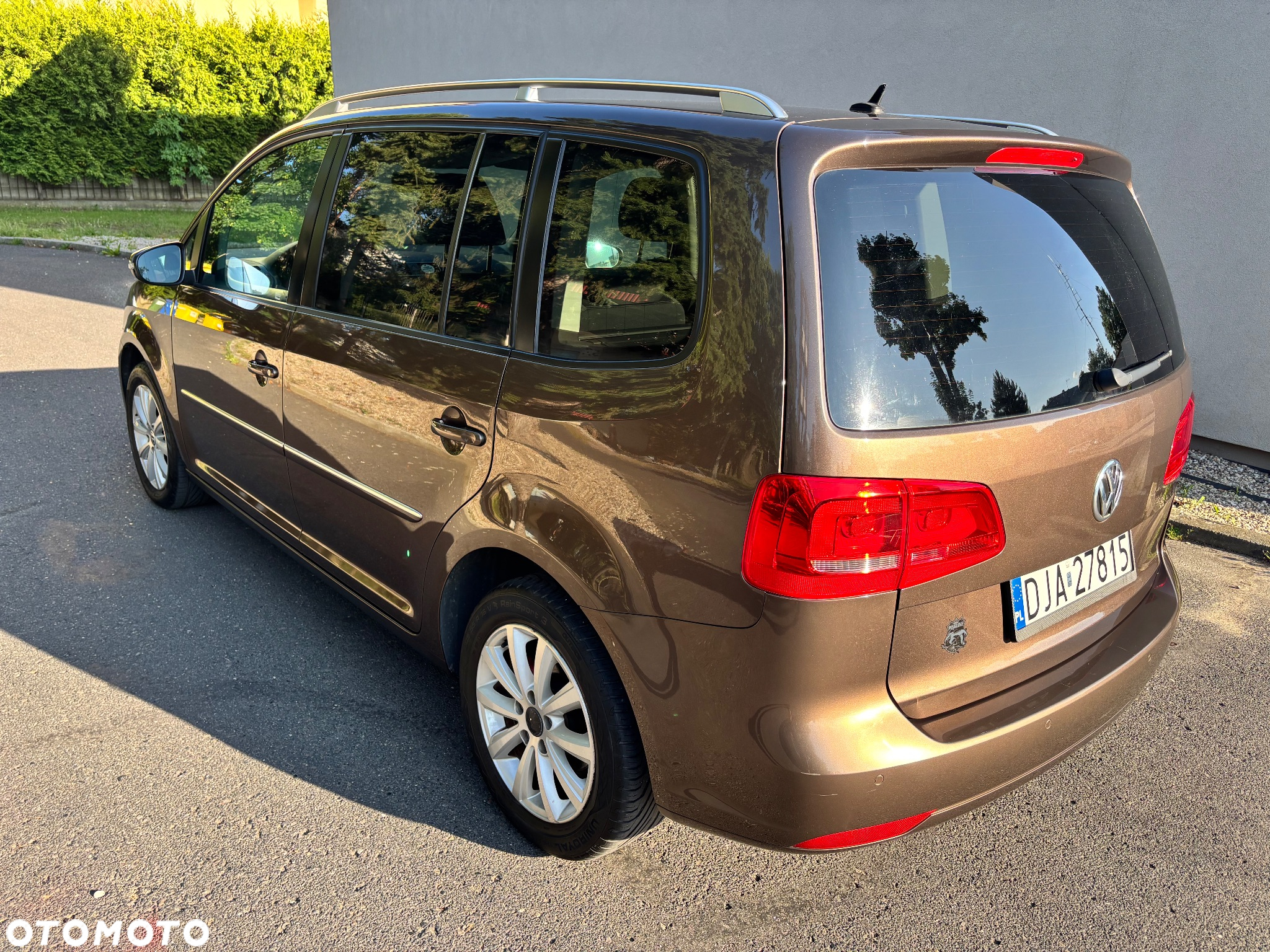 Volkswagen Touran 2.0 TDI DPF Highline - 24