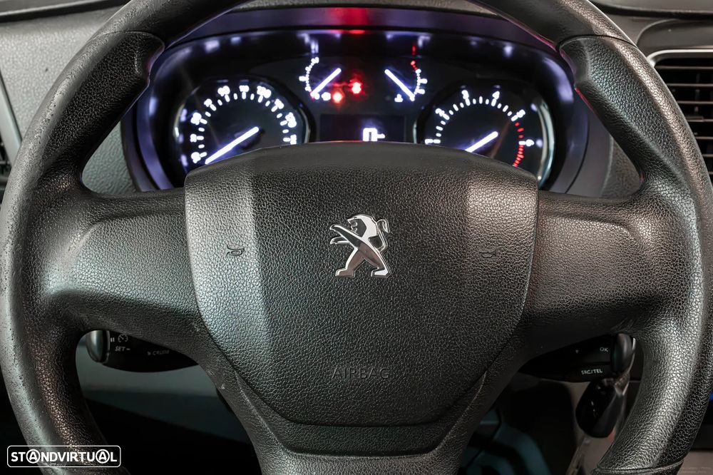 Peugeot EXPERT - 16