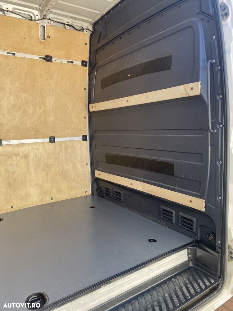 Volkswagen Crafter - 7