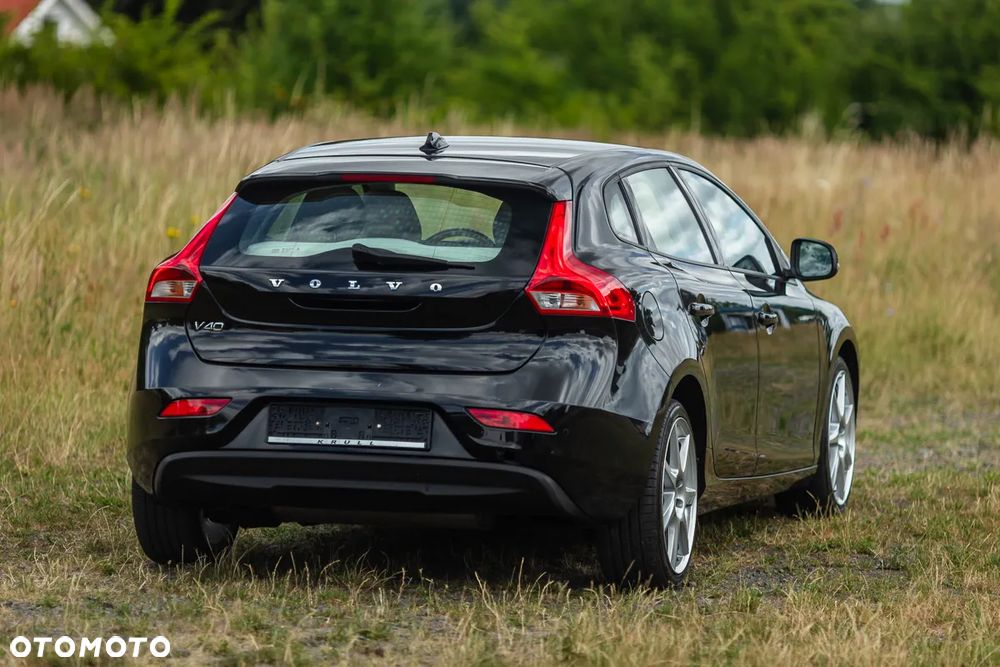 Volvo V40 T2 - 15