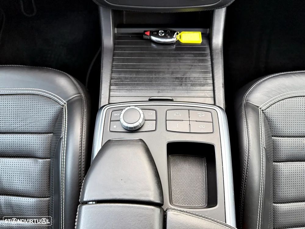 Mercedes-Benz ML 63 AMG 4Matic SpeedshiftFT 7G-TRONIC Performance Package - 19
