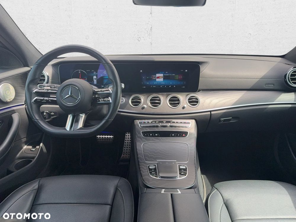 Mercedes-Benz Klasa E 220 d 4-Matic Business Edition - 15