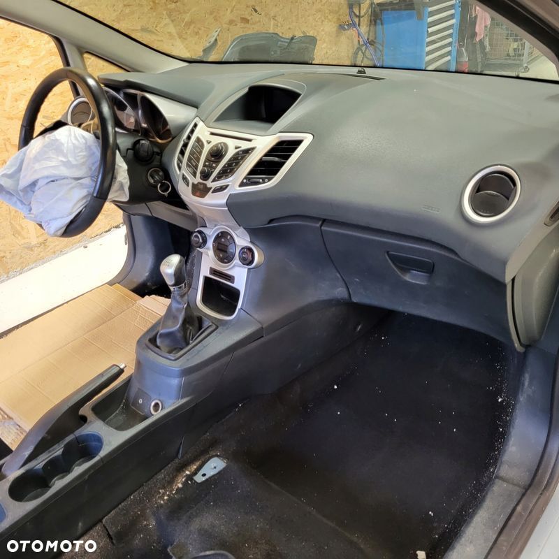 FORD FIESTA MK7 09-17R 3D 5D DESKA KOKPIT KONSOLA AIRBAG ORYGINAŁ - 1