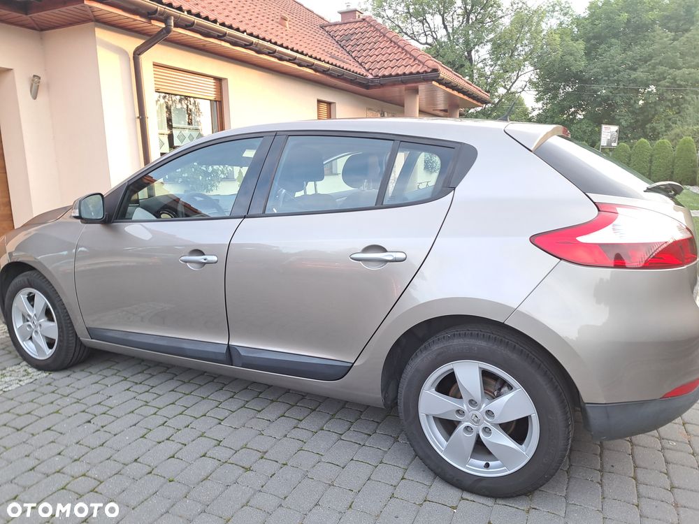 Renault Megane 1.6 16V 110 Dynamique - 14