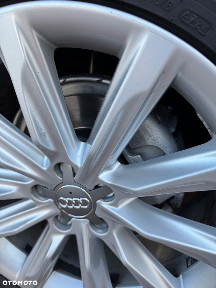 Audi A6 Avant 2.0 TDI ultra S tronic - 22