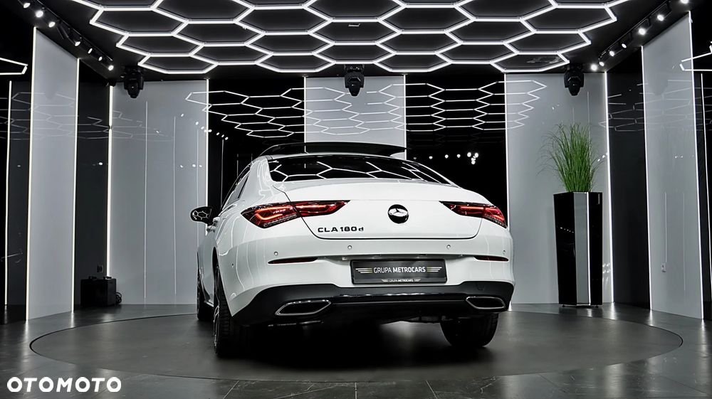 Mercedes-Benz CLA - 8