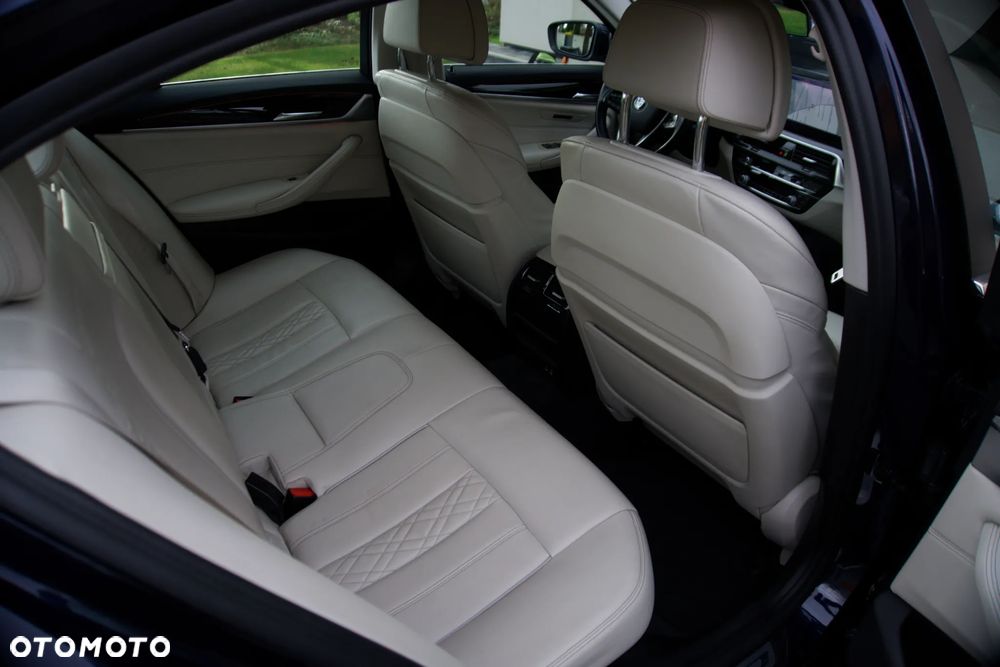 BMW Seria 5 520d xDrive - 20