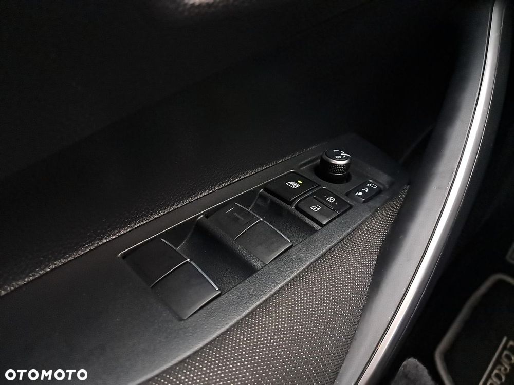 Toyota Corolla 1.8 Hybrid Comfort - 13