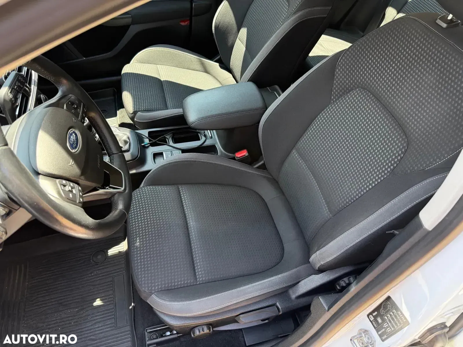 Ford Focus 1.5 EcoBlue Trend - 24