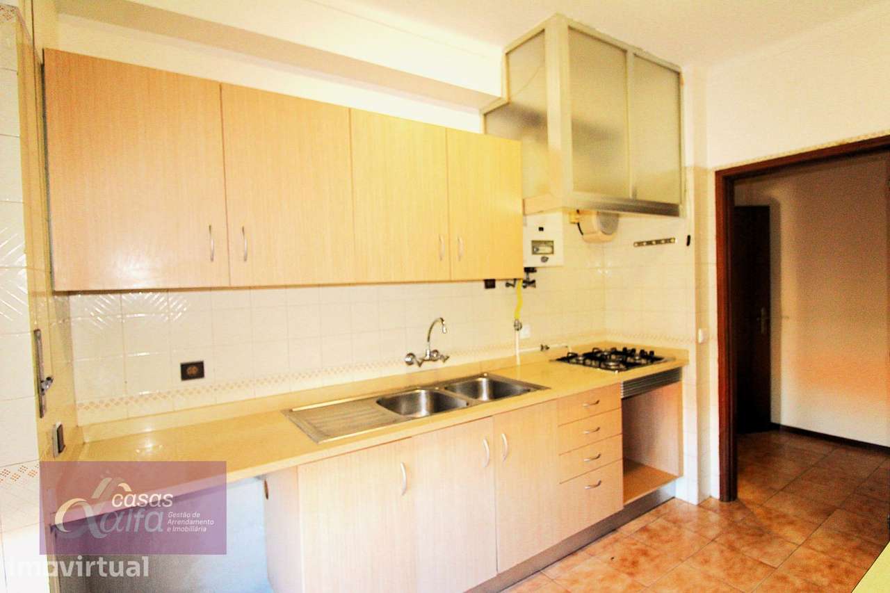 Apartamento T1 para Arrendamento | Avenida Marquês de Pombal  Leiria - Grande imagem: 3/11