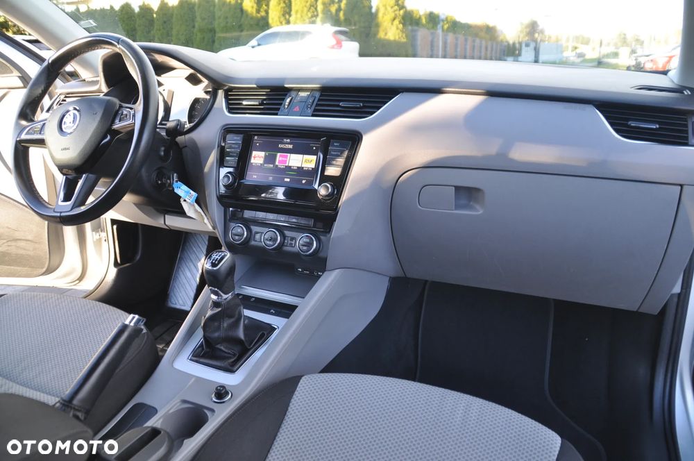 Skoda Octavia 2.0 TDI (Green tec) Ambition - 8