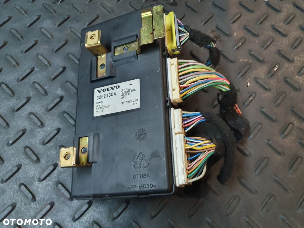 VOLVO V40 S40 LIFT 03- MODUŁ CEM STEROWNIK KOMFORTU 30621304 + WTYCZKI INSTALACJA - 1