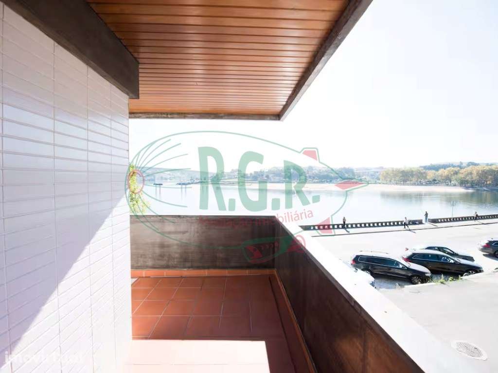 T3+1 Mobilado e Equipado | Condomínio 'Varandas Do Douro' | Vista R... - Grande imagem: 4/26