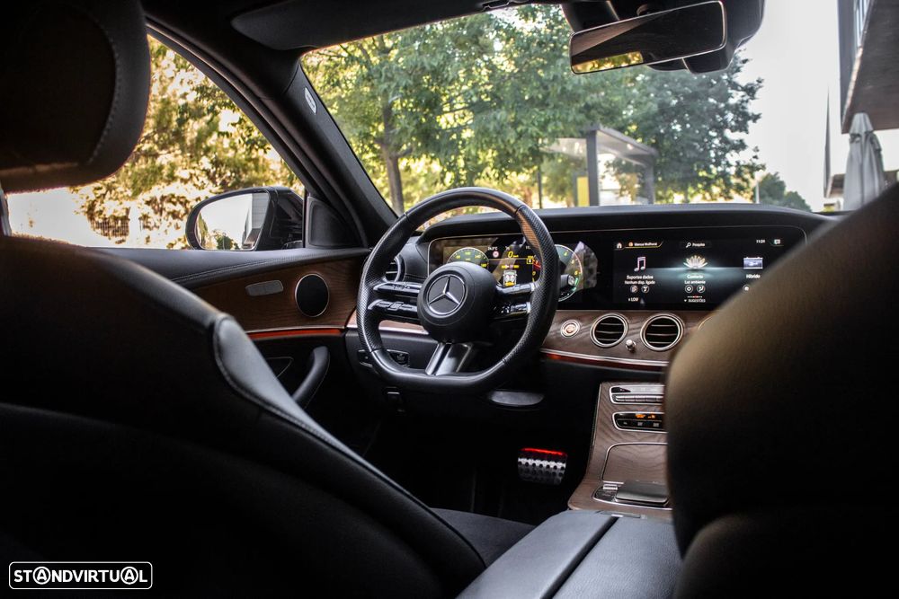 Mercedes-Benz E 300 de 4Matic T 9G-TRONIC Night Edition - 35