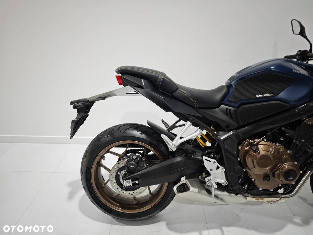 Honda CB - 9