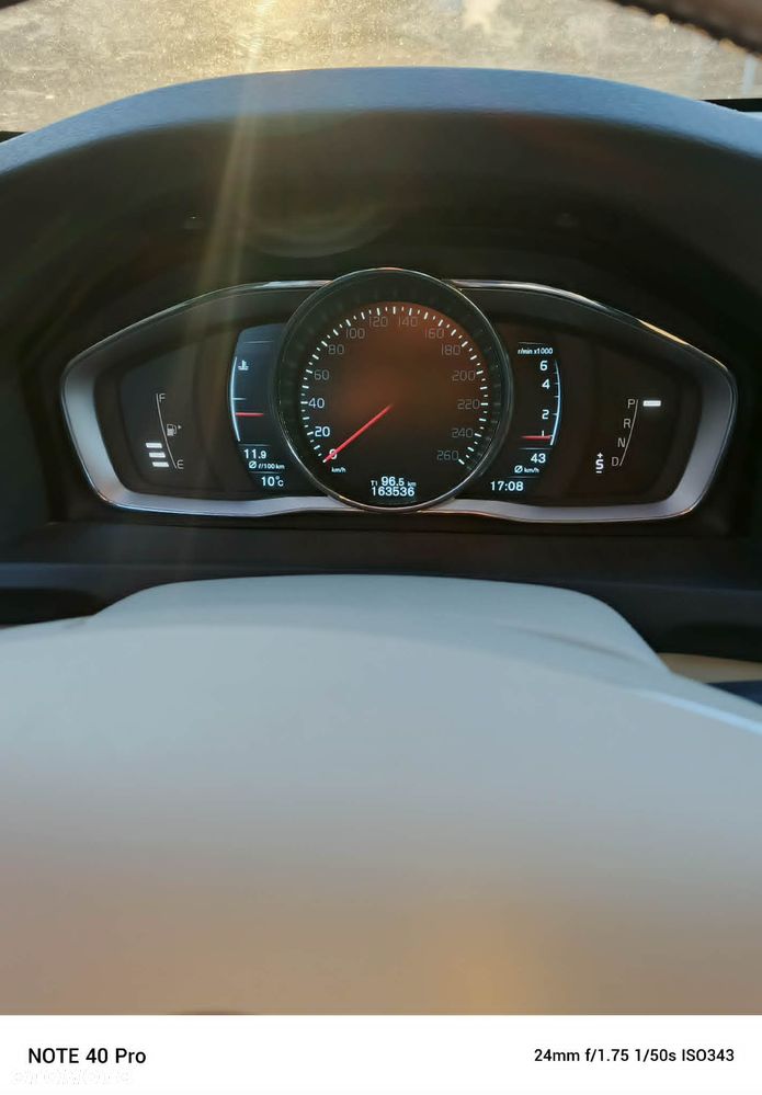 Volvo S60 2.5 T5 AWD - 4