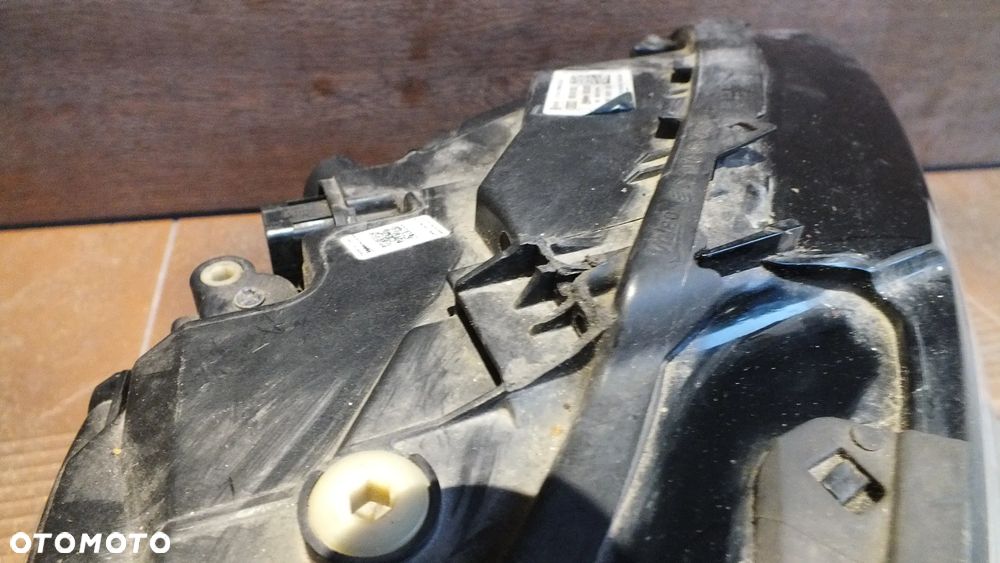 Xenon prawy Audi Q5 - 3