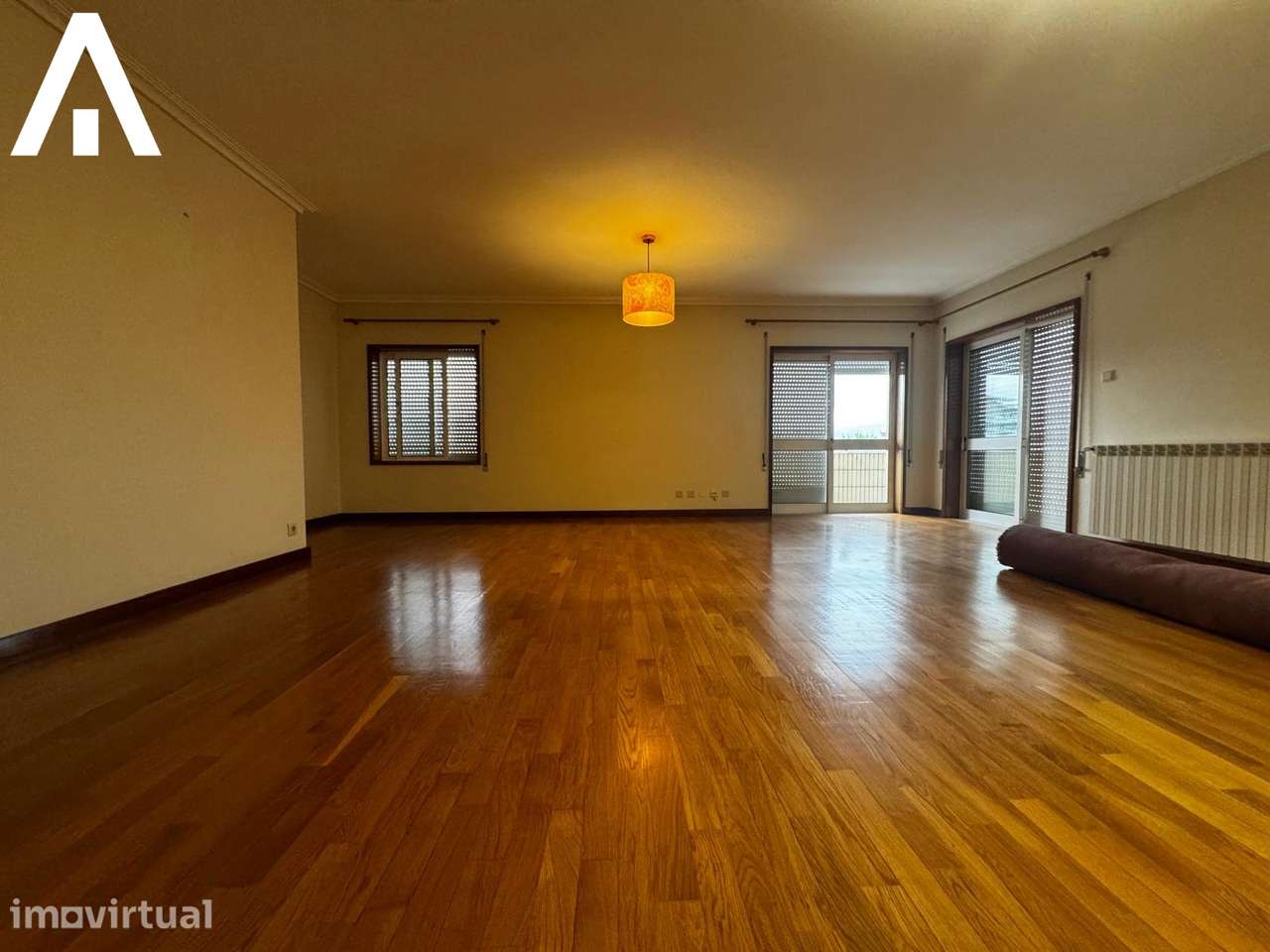Apartamento T-4 centro de Barcelos- Urb. São José - Grande imagem: 2/8