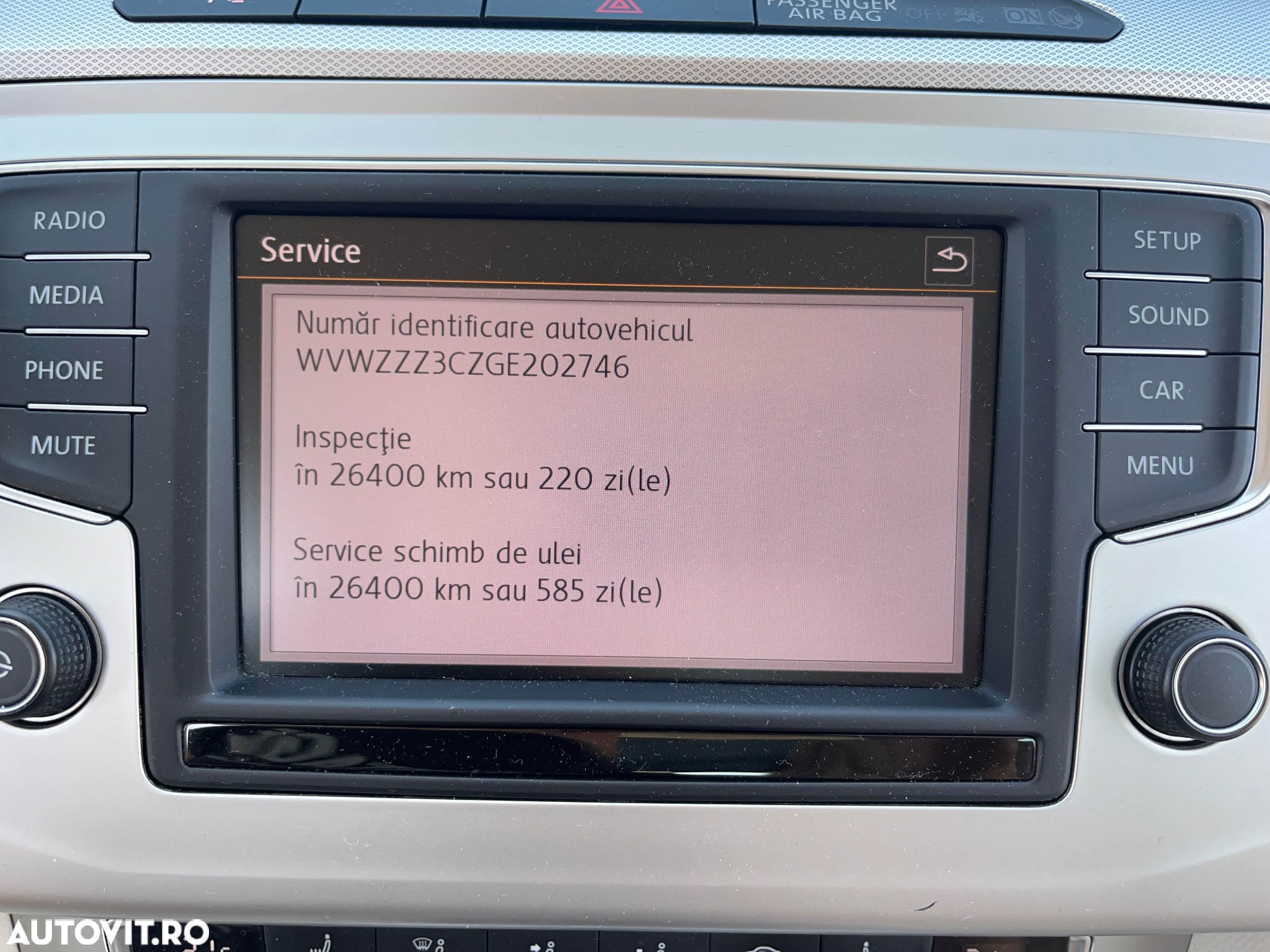 Volkswagen Passat 2.0 TDI Highline - 26