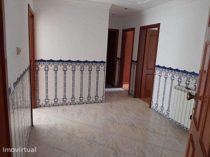 T3 Covilhã - Av. 25 Abril/José Ramalho - Grande imagem: 2/12
