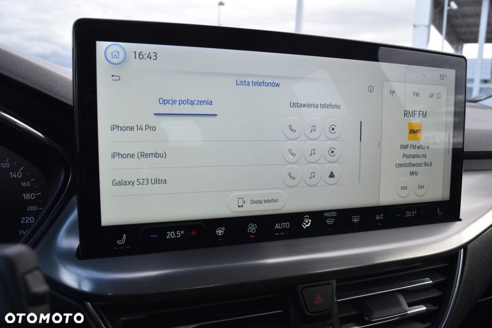 Ford Focus 1.0 EcoBoost Titanium - 18