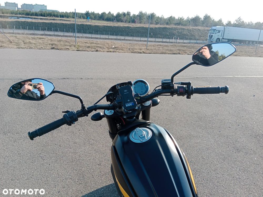 Ducati Scrambler - 17