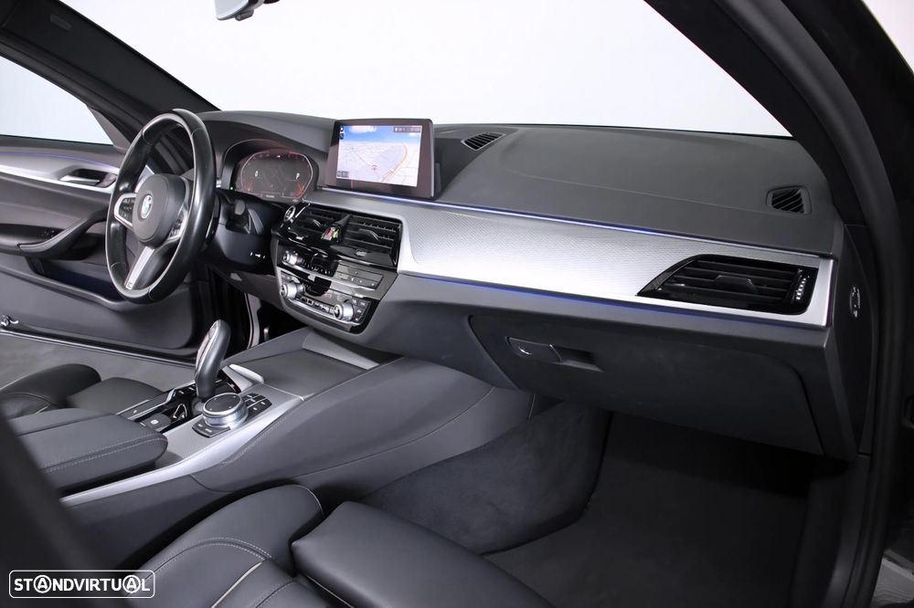 BMW 520 d Pack M Auto - 11