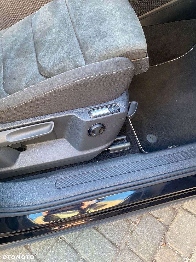 Volkswagen Tiguan 2.0 TDI SCR R-Line - 18