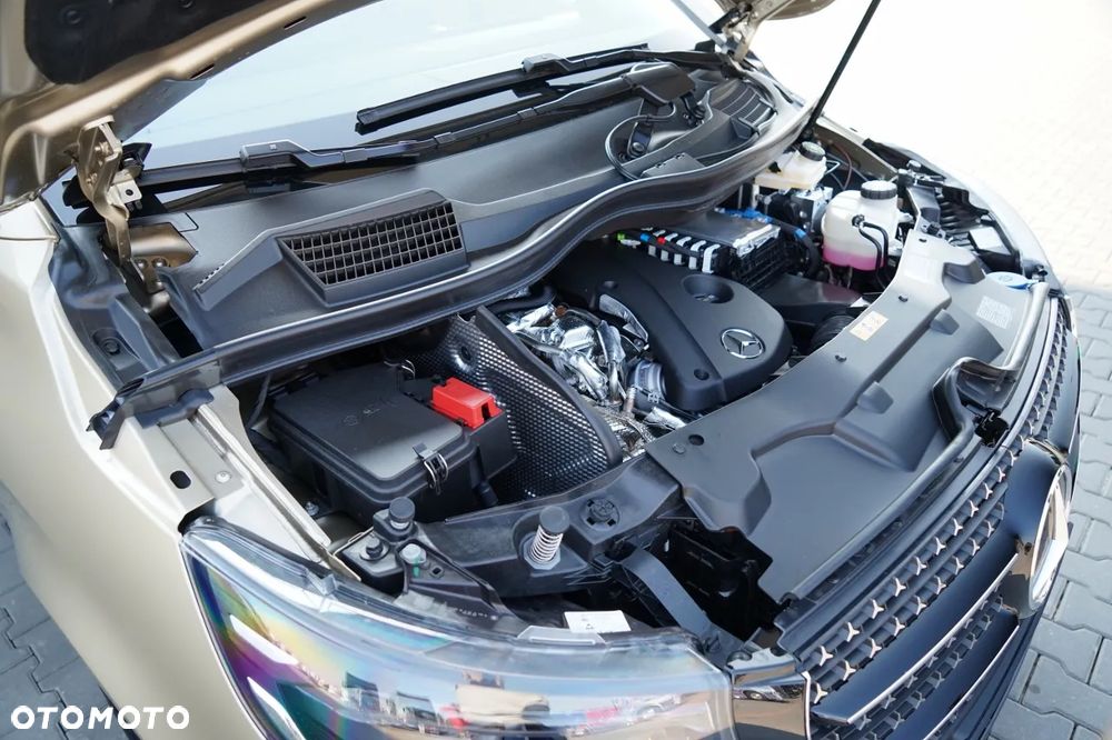 Mercedes-Benz Klasa V 300 d 4-Matic 9G-Tronic Exclusive (ekstra d³) - 37