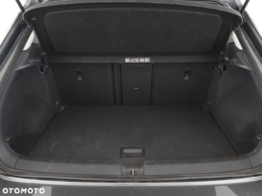 Volkswagen T-Roc 1.5 TSI ACT OPF Style - 21