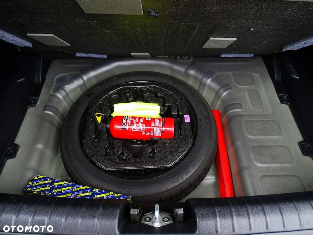 Kia Stonic 1.0 T-GDI 120 Platinum Edition - 38